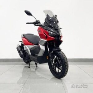 Voge Sfida Sr1 Adv 125 Metallic Red 2026