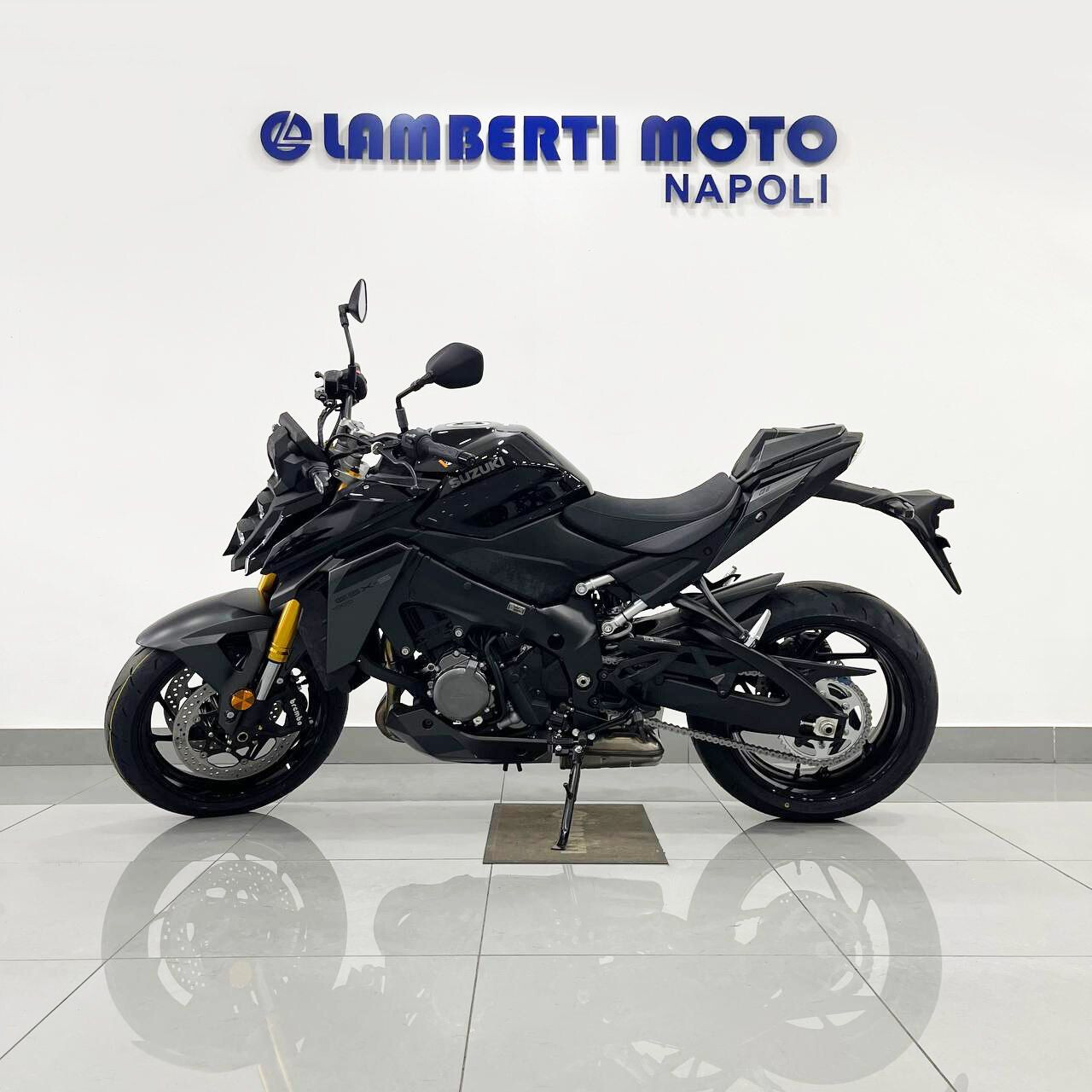 SUZUKI GSX-S GSX S 1000 EVO AKRAPOVIC 2026 - immagine 2