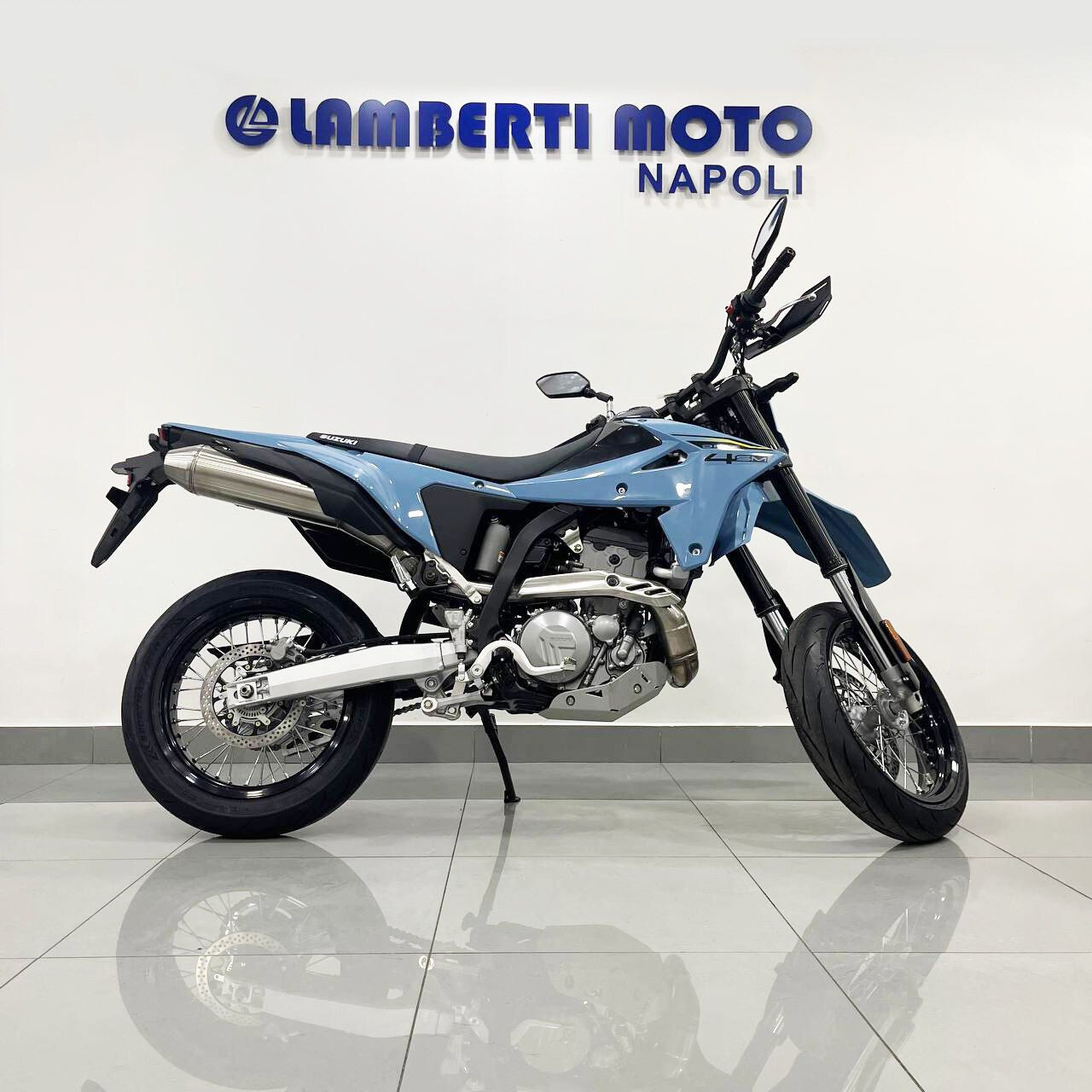 Suzuki DR-Z DRZ 400 SM grigio los angeles 2026 - immagine 3
