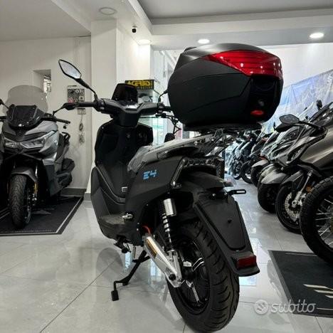 Lifan e4 doppia batteria 125 2025 - immagine 3