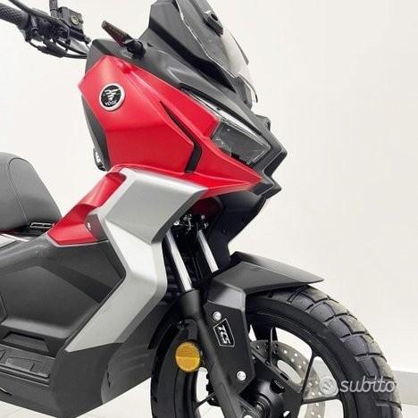 Voge Sfida Sr1 Adv 125 Metallic Red 2026 - immagine 11